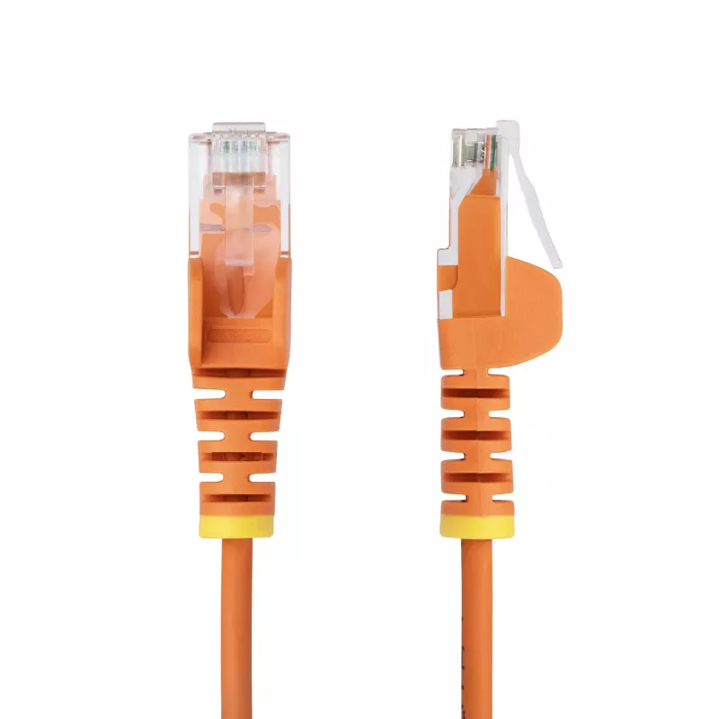StarTech.com 2,5 m oranžs plāns CAT6 Ethernet kabelis, bez aizķeršanās, 100 W PoE, UTP, LSZH, 28AWG tīra vara vads, plāns RJ45 tīkla ielāpu vads ar spriegojuma atvieglojumiem, individuāli pārbaudīts