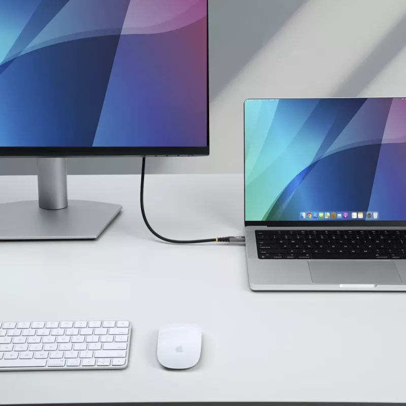 StarTech.com 1m (3ft) USB4 kabelis, 80 Gbps, USB-IF sertificēts USB-C kabelis, 240 W PD, 8K 120 Hz/4K 240 Hz DP2.1 DP80, TPE apvalks, Thunderbolt 4 saderīgs - melns USB-C vads