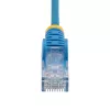 StarTech.com 25 cm zils plāns CAT6 Ethernet kabelis, bez aizķeršanās, 100 W PoE, UTP, LSZH, 28 AWG tīra vara stieple, plāns RJ45 tīkla ielāpu vads ar stiepes samazinātājiem, individuāli testēts