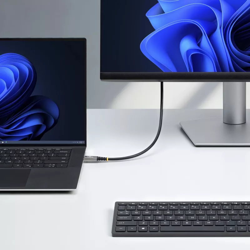 StarTech.com 3m (10ft) USB4 kabelis, 20 Gbit/s, USB-IF sertificēts USB-C kabelis, 60W PD, 4K 120Hz DP 2.1, TPE apvalks, melns USB-C vads