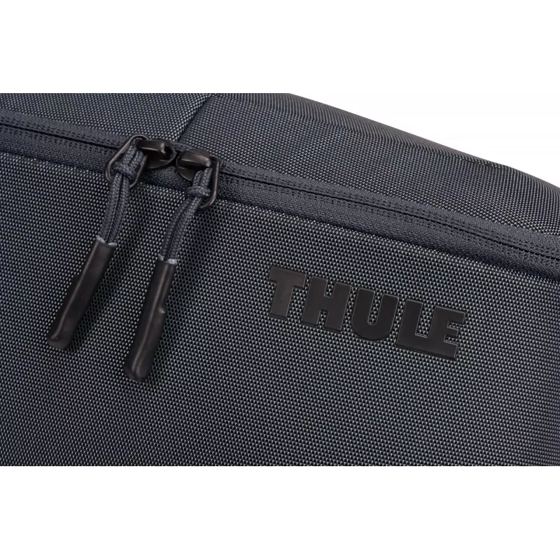 Thule Subterra 2 TSTB404 Dark Slate tualetes piederumu soma no poliestera un termoplastiskas poliuretāna (TPU), pelēka