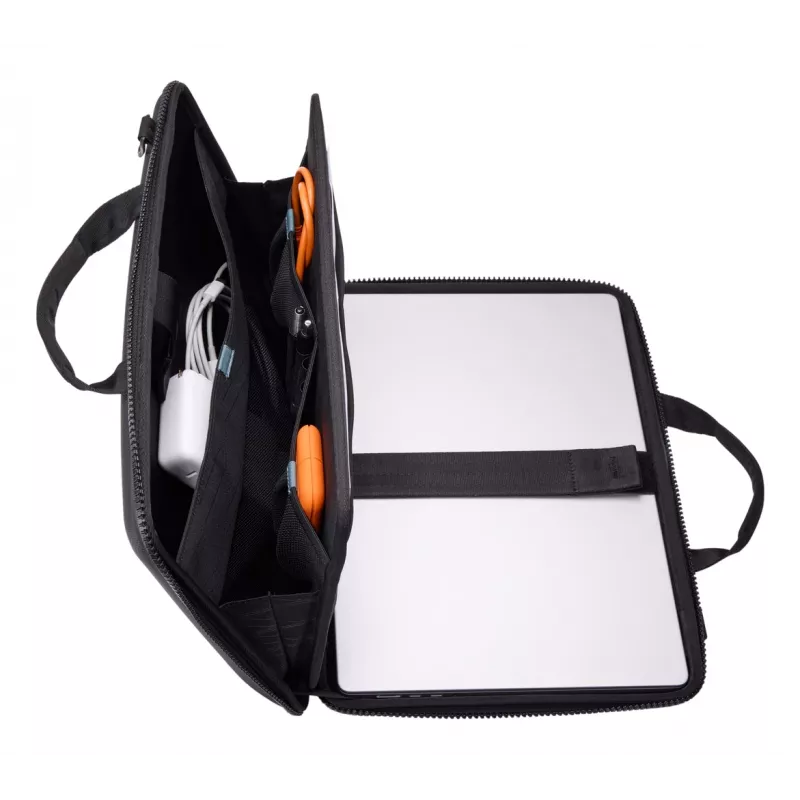 Thule Gauntlet 16 portatīvā datora soma 16 collu MacBook, melna, pastiprināta uzmava un aizsargājošs rāvējslēdzējs