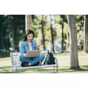 Kensington H1050 EQ Bluetooth On-Ear Headset ar Environmental Noise-Cancelling Technology
