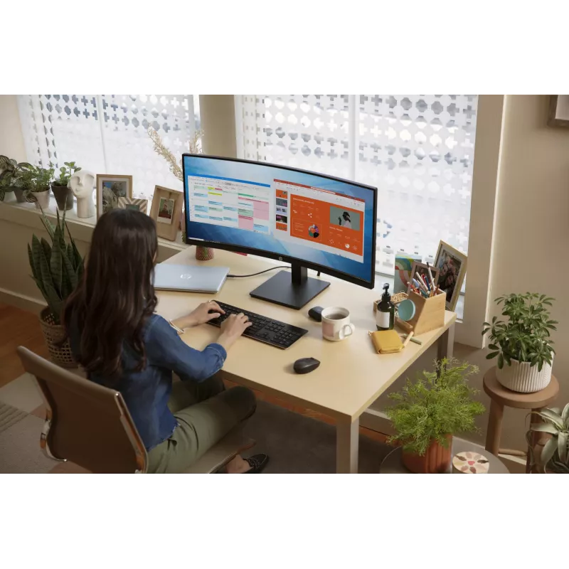 HP P34hc G4 WQHD USB-C izliekts monitors, 86,4 cm (34 collas), 3440 x 1440 pikseļi, Wide Quad HD, LCD, 5 ms, melns