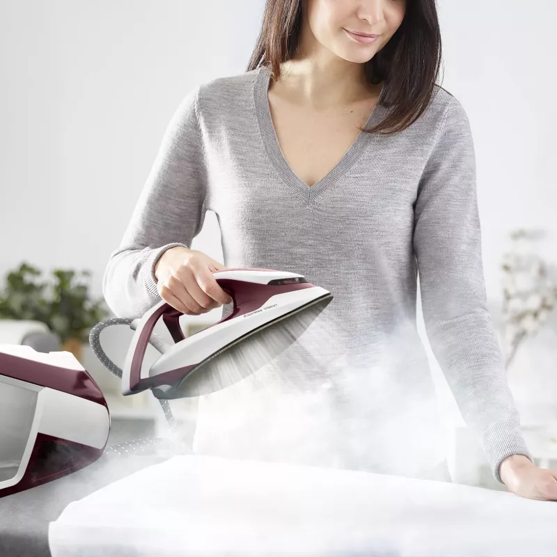 Tefal Express Vision SV8150 2800 W 1,8 l Durilium AirGlide Autoclean zole Sarkana, Balta