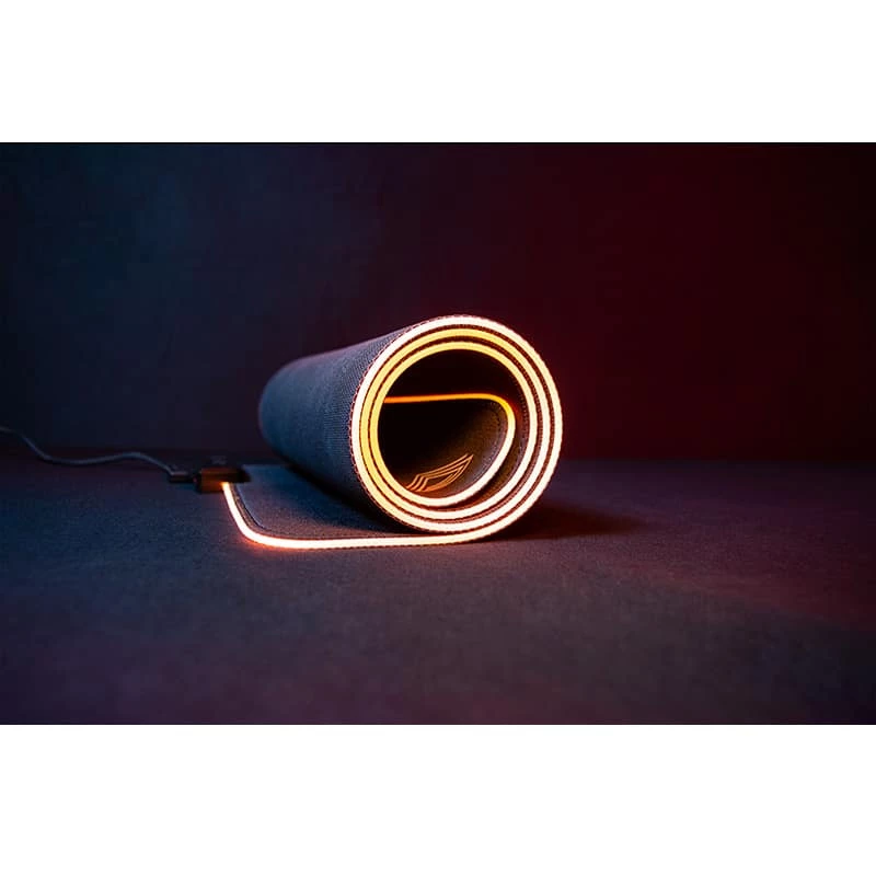 Lexip B10 – XL elastīgs peļu paliktnis ar mikro teksturētu mīkstu virsmu un RGB apgaismojumu – 800x400x4 mm