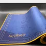 Lexip Premium XXL Peļu Paliktnis Ancient Magic - Hogwarts Legacy, Zils, Zelts, Vienkrāsains, Neoprēns, Neslīdoša pamatne, Spēļu peļu paliktnis