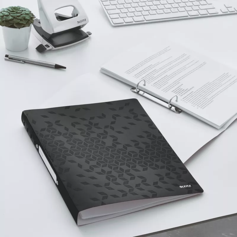 Leitz Ringbinder WOW PP A4 2RR/25mm, A4, apaļi gredzeni, polipropilēns (PP), melns, 190 loksnes, 80 g/m²