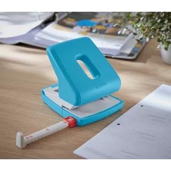 Leitz Cosy Caurumotājs 2 caurumi 30 lapas, 30 lapas, zils, plastmasa, 8 cm, 5,5 mm, A4