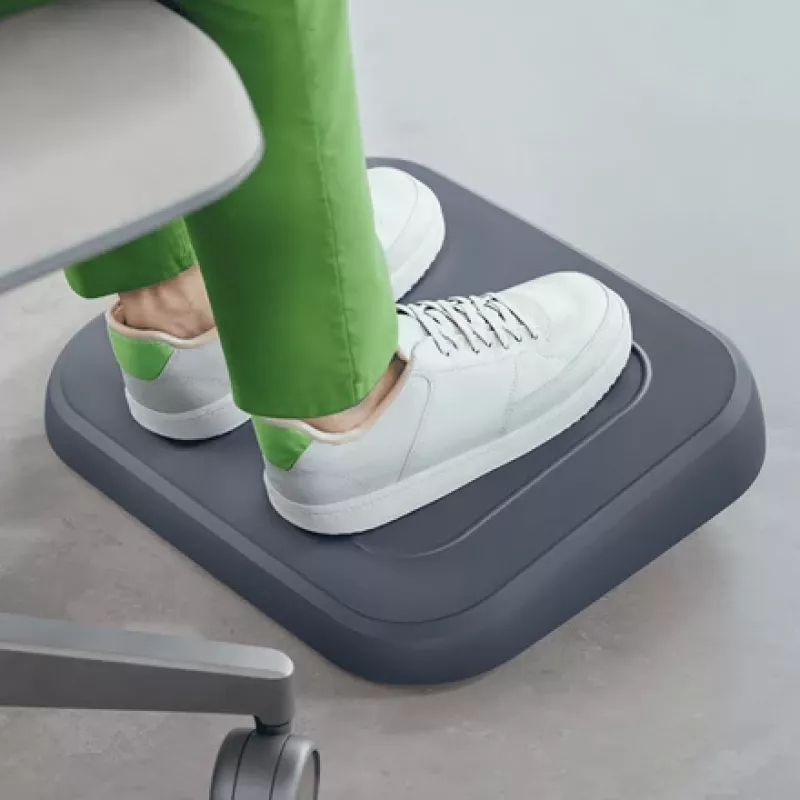Leitz Ergo regulējams galda kāju balsts, 80% pārstrādātas plastmasas, pelēks, pārstrādāta plastmasa, 34 cm, 42 cm, 340 mm, 420 mm