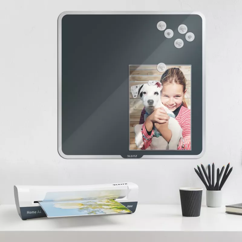 Leitz iLAM Home 4-in-1 A4 laminēšanas ierīces komplekts, 24 cm, karstā laminēšanas ierīce, 300 mm/min, 0.4 mm, A4, 100 µm