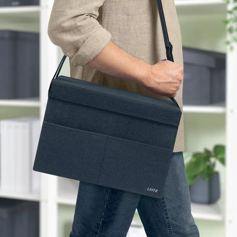 Leitz Fabric Compact Hot Desking Work Bag ar vāku, Uzglabāšanas soma, Pelēka, Taisnstūrveida, Audums, Vienkrāsains, Pieaugušajiem