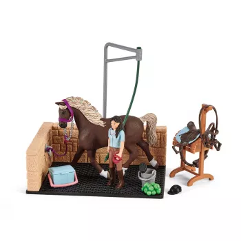 schleich ZIRGU KLUBS Mazgāšanas zona ar Emiliju un Lunu, Dzīvnieks, Zirgu stallis, Zirgi, 5 g., Daudzkrāsains, Plastmasa