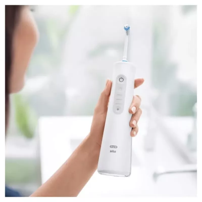 Oral-B Aquacare 6 mutes skalotājs