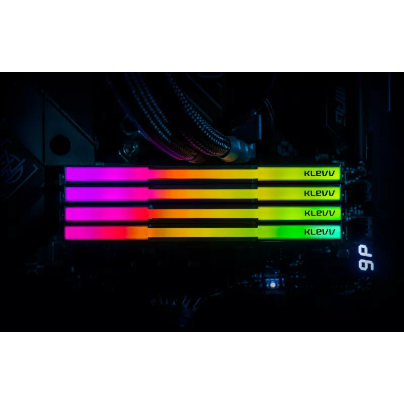 Klevv 64 GB (2 x 32 GB) 6000 MHz CL30 DDR5 spēļu operatīvās atmiņas modulis 30-36-36-76 CRAS V RGB