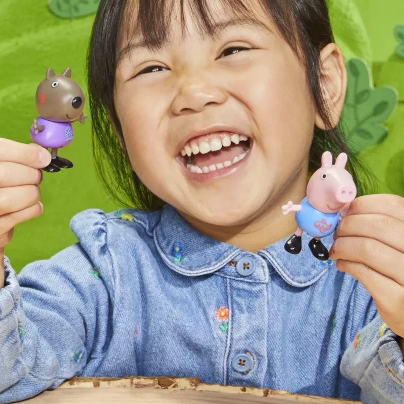 Hasbro Peppa Pig Playgroup Playset ar 5 figūrām un 6 aksesuāriem, pirmsskolas rotaļlietas 3 gadus vecām meitenēm un zēniem un vecākiem