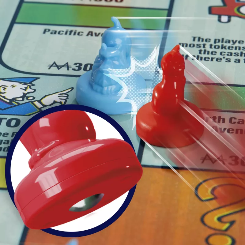 Monopoly Knockout ģimenes ballīšu spēle, ātras galda spēles vecumam no 8 gadiem, 2–8 spēlētājiem, 20 min.