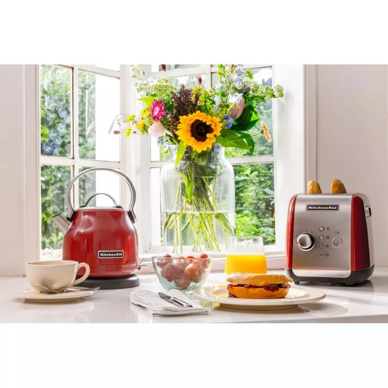 KitchenAid 5KEK1222EER elektriskā tējkanna 1,25 L 2200 W melna, sarkana, nerūsējošais tērauds