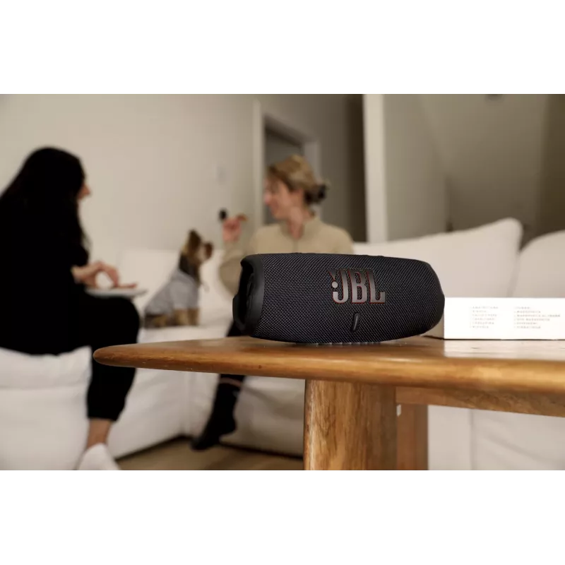 JBL Charge 5, balts