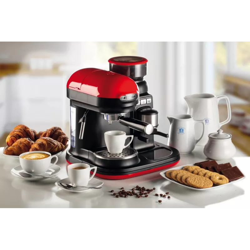 Ariete 1318 Moderna espresso automāts ar integrētu kafijas dzirnaviņu, kafijas pupiņām un maltai kafijai, piena putotājs kapučīno pagatavošanai, 1 un 2 tasīšu filtrs, 1080 W, 800 ml, sarkans
