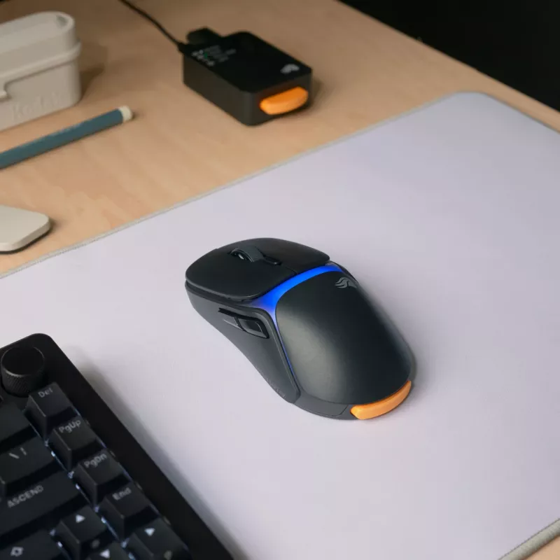 Glorious Gaming Model O3 Wireless spēļu pele - InfinitePlay maināmo bateriju sistēma, 8k aptaujas frekvence, 130M klikšķu optiskie slēdži, īpaši viegla 66 g, 30K DPI optiskais sensors, RGB - melna