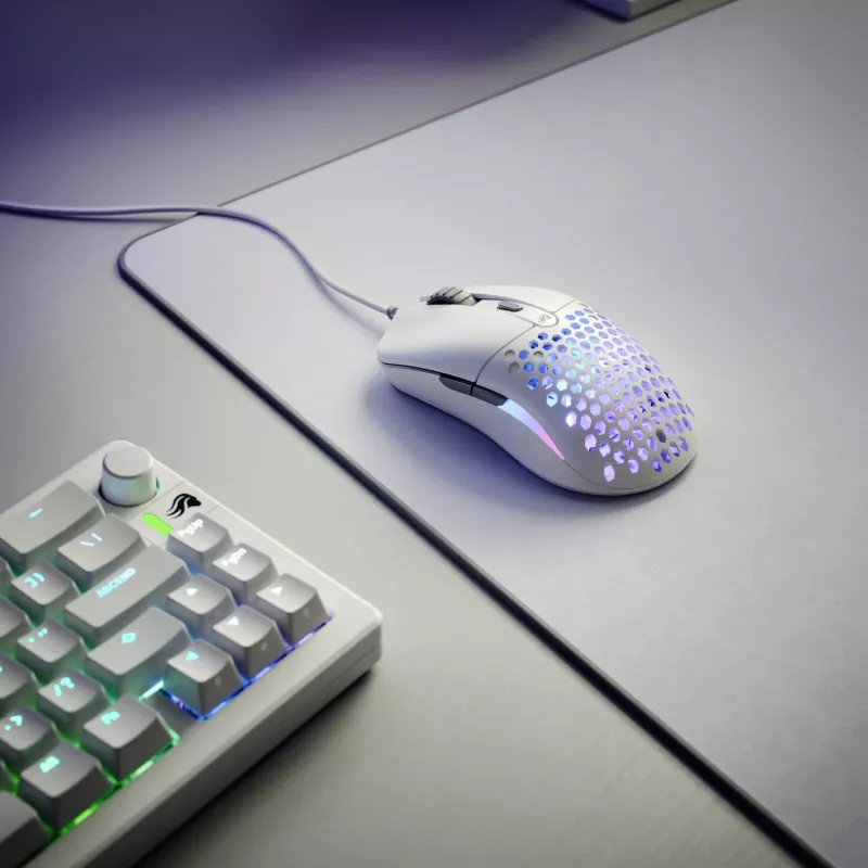 Glorious Gaming Model O Eternal pele labās rokas USB Type-A optiskā 12000 DPI