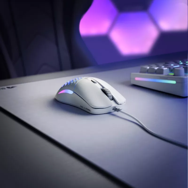 Glorious Gaming Model O Eternal pele labās rokas USB Type-A optiskā 12000 DPI