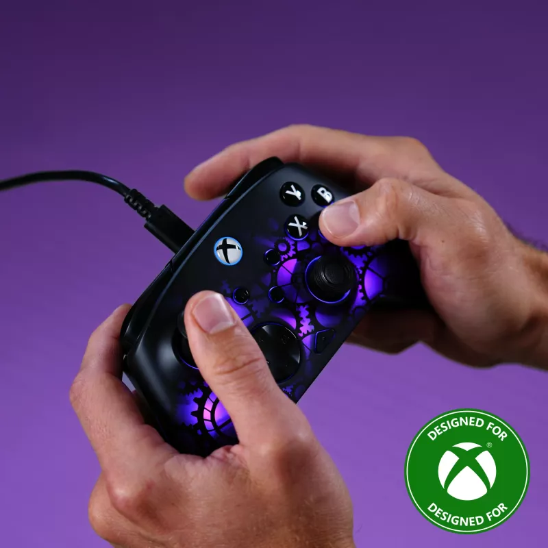 Gamepad Turtle Beach Afterglow Ignite vadu RGB kontrolieris ar pielāgojamu RGB apgaismojumu un pārprogrammējamām pogām