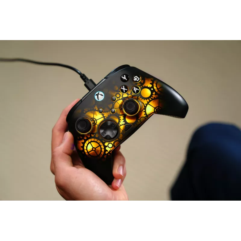 Gamepad Turtle Beach Afterglow Ignite vadu RGB kontrolieris ar pielāgojamu RGB apgaismojumu un pārprogrammējamām pogām