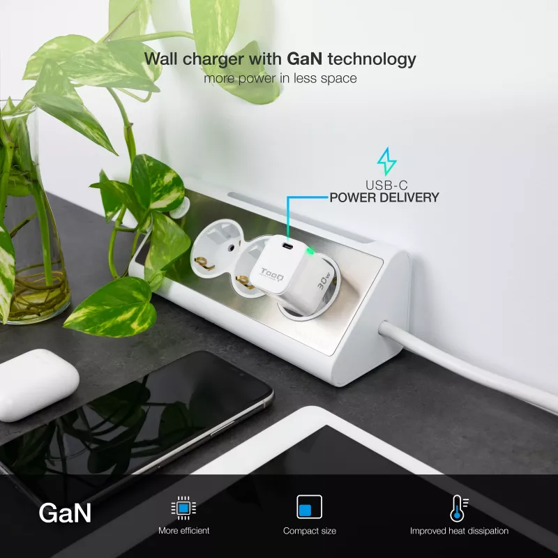 TooQ GAN USB-C/PD sienas lādētājs 30 W, balts, iekštelpām, maiņstrāva, balts