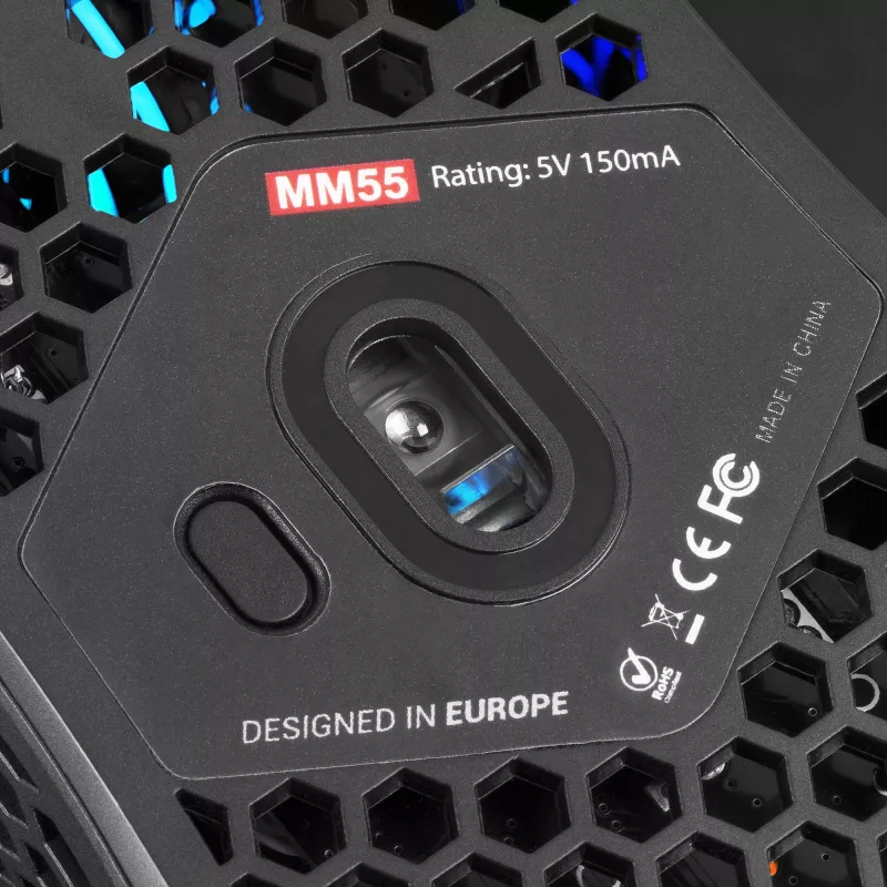 Mars Gaming MM55 melnā RGB Chroma spēļu pele īpaši viegla 55 g 12800 DPI HUANO mehāniskie slēdži