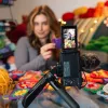 Kompakta kamera Canon PowerShot V1 Premium Vlogger Kit — 22,3 MP, 1/4 collu CMOS, 4K UHD, 3,1x optiskā tālummaiņa, 3 collu skārienekrāns, melna