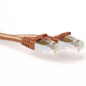 ACT Brūns 20,00 metru SFTP CAT6A pārslēgšanās kabelis ar aizsargātajiem RJ45 savienotājiem