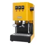 Espresso kafijas automāts Gaggia Classic Evo E24 — kompakts mājas espresso automāts, dzeltenā krāsā