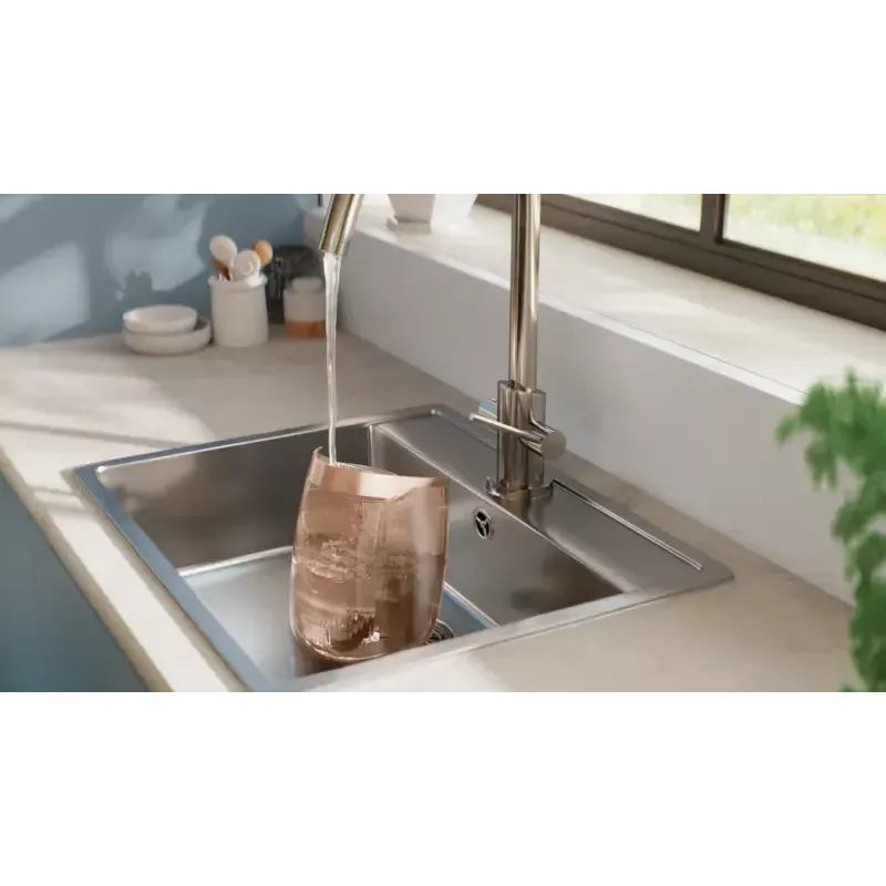 Tvaika ģeneratora gludeklis Philips PerfectCare 7000 Series PSG7300/20 — 3120 W, 1,5 L tvertne, 650 g/min pastiprinājums, SteamGlide Elite gludināšanas zole