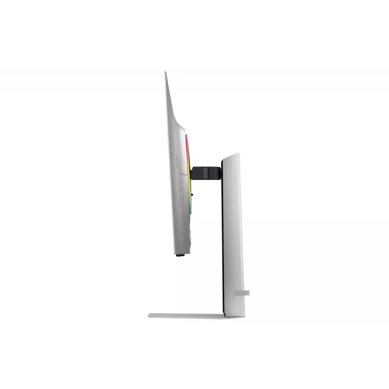 Samsung G81SF datora monitors 81,3 cm (32 collas) 3840 x 2160 pikseļi 4K Ultra HD OLED sudraba