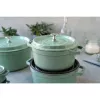 Staub apaļa čuguna kastrolis 5,2 l, piparmētru krāsā - La Cocotte 26 cm
