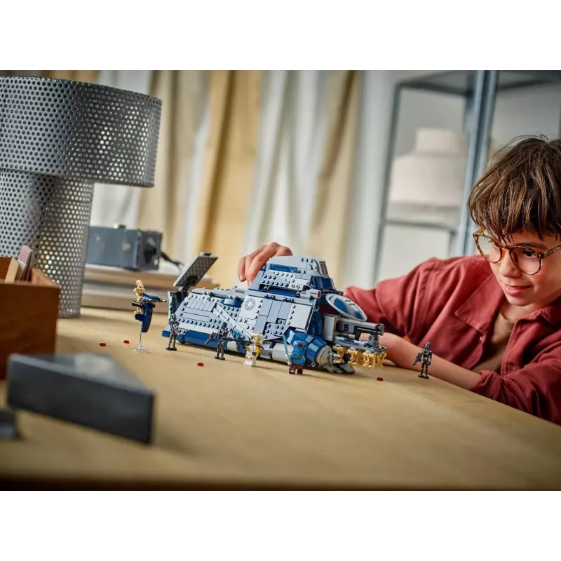 LEGO STAR WARS 75435 Kauja par Feluciju Separatistu MTT