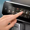 Espresso kafijas automāts Philips EP3343/90 — pilnībā automātisks, 2 tases, 15 bāri, keramikas dzirnaviņas, 275 g pupiņu tvertne, piena tvertne, TFT skārienekrāns