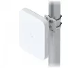 Ubiquiti UniFi 5G Max Outdoor 5G DL līdz 3,6 Gbit/s, 4G DL līdz 1,6 Gbit/s, 1x 2.5G LAN, IPX6 laikapstākļu aizsardzība