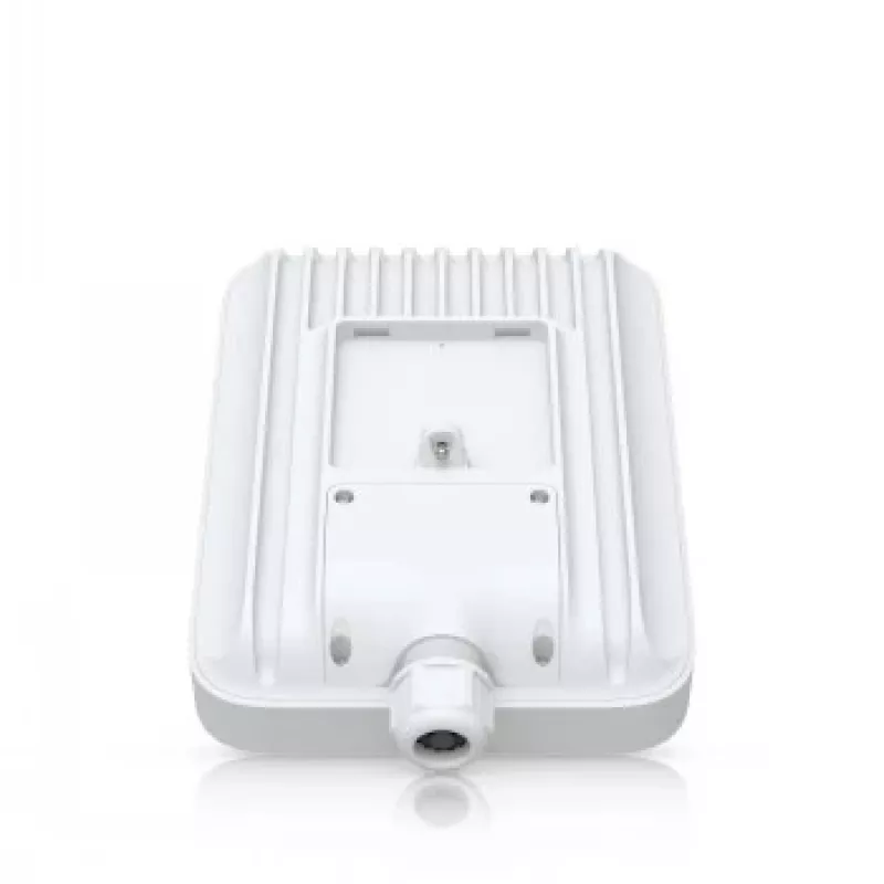 Ubiquiti UniFi 5G Max Outdoor 5G DL līdz 3,6 Gbit/s, 4G DL līdz 1,6 Gbit/s, 1x 2.5G LAN, IPX6 laikapstākļu aizsardzība
