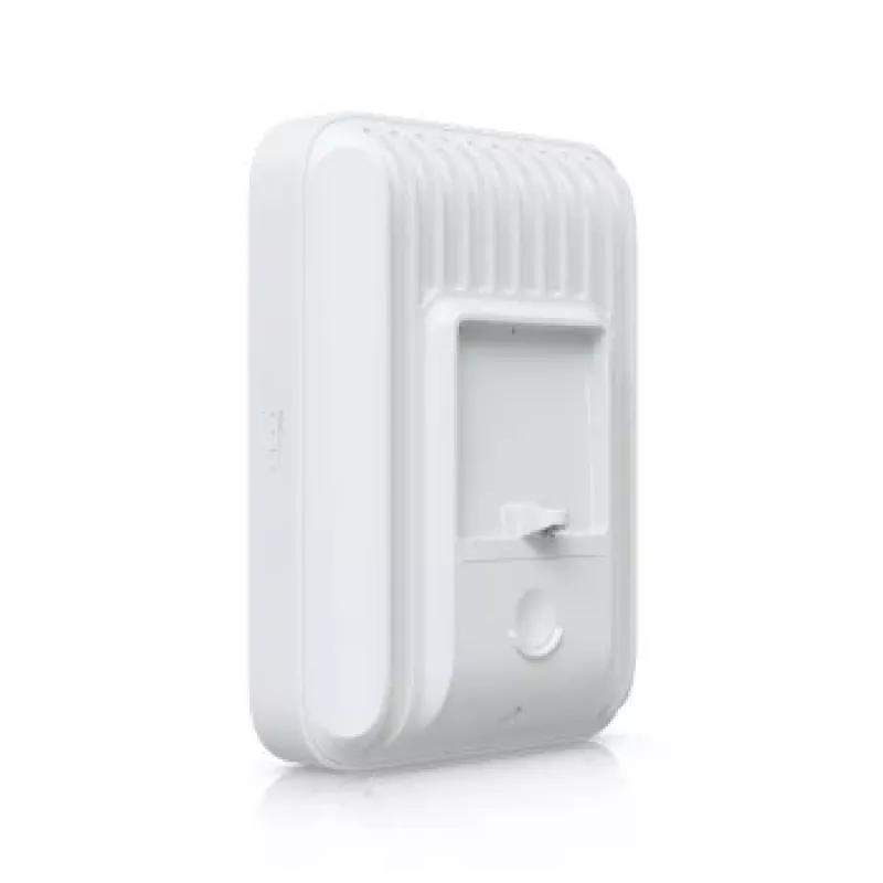 Ubiquiti UniFi 5G Max Outdoor 5G DL līdz 3,6 Gbit/s, 4G DL līdz 1,6 Gbit/s, 1x 2.5G LAN, IPX6 laikapstākļu aizsardzība
