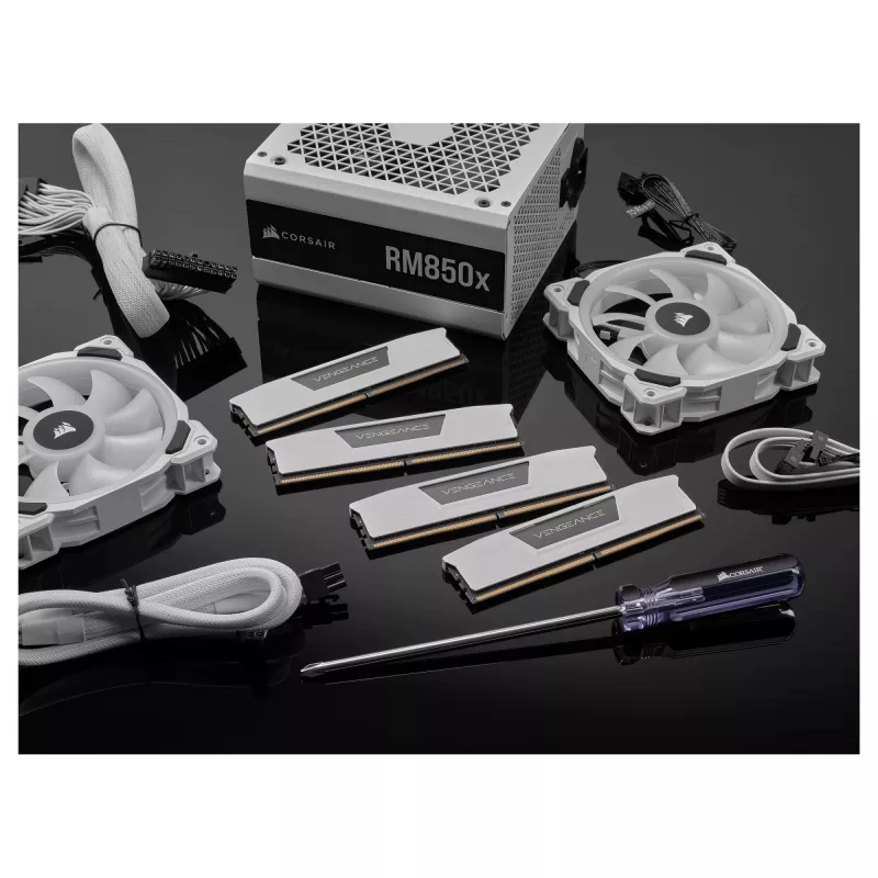 Corsair Vengeance 32GB (2x16GB) DDR5 6400MHz CL36 galddatora atmiņas komplekts - balts