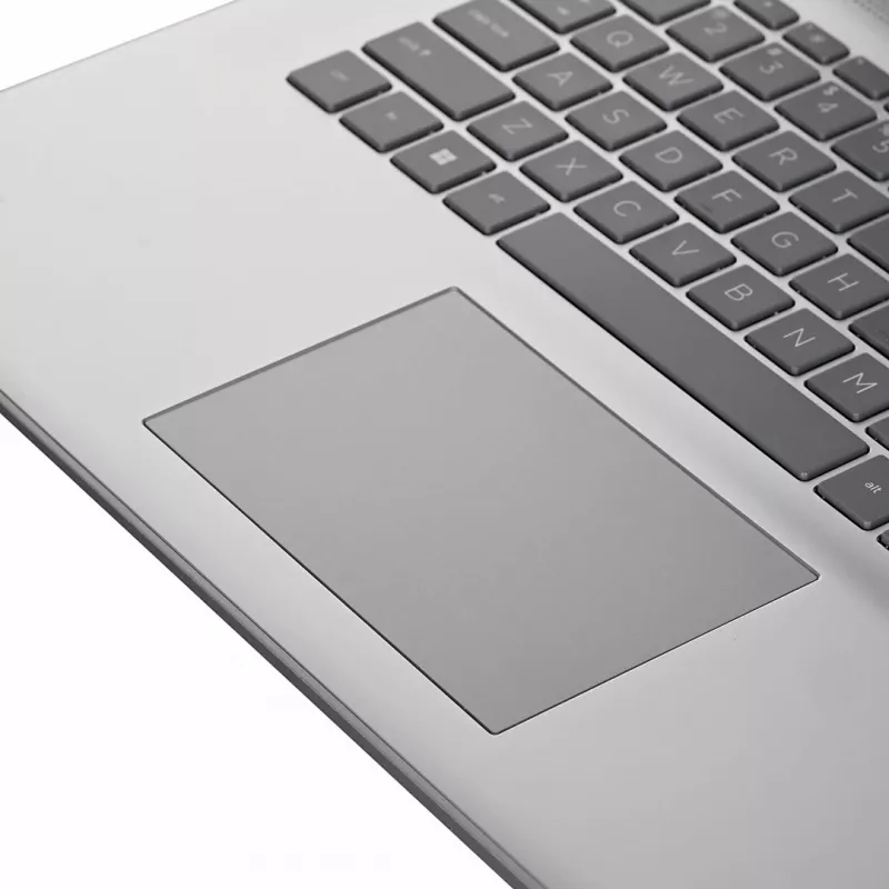 HP 17-CN3003D klēpjdators — 17,3 collu displejs, Intel Core i3-N305, 8 GB RAM, 256 GB SSD, Bluetooth, Windows 11, Sudraba
