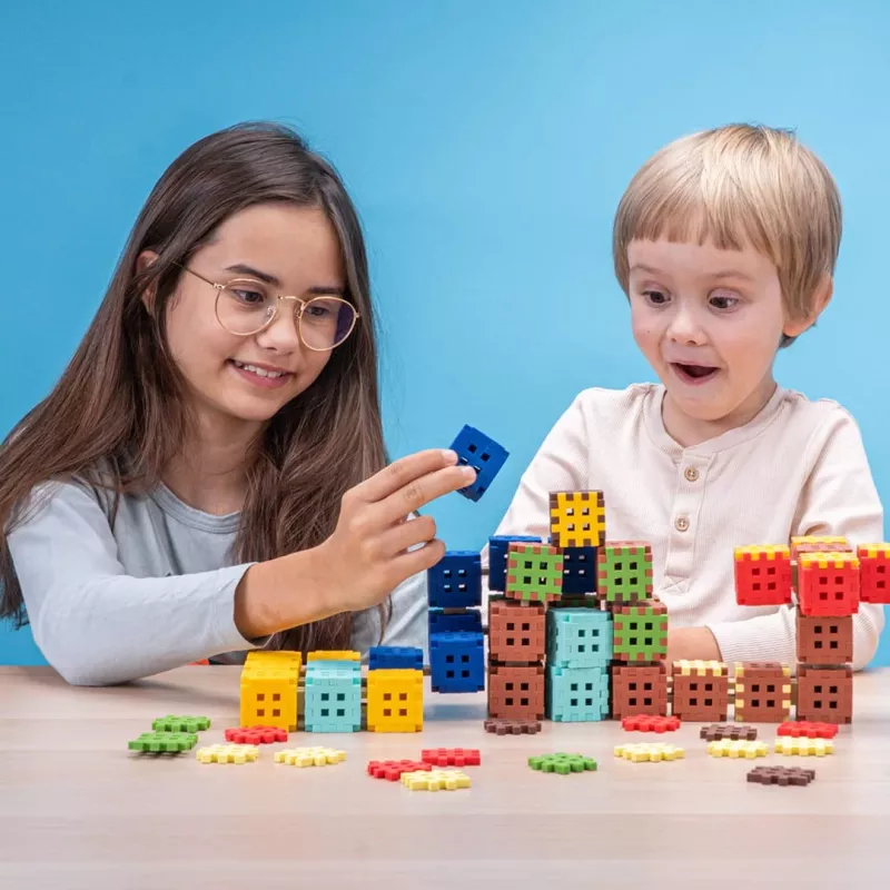 Konstrukciju bloki Marioinex Mini Waffle 302 gabali — sakraujams bloķējošs būvkomplekts