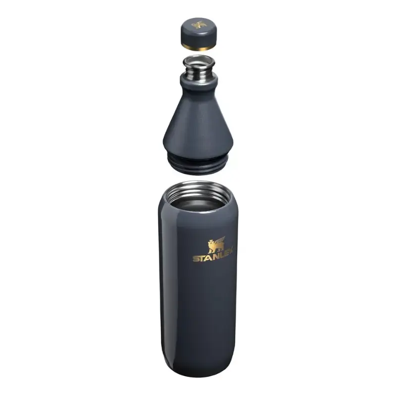 Termosa pudele STANLEY The All Day plāns Bottle 0.6L — nerūsējošais tērauds, vakuuma izolēta 600 ml