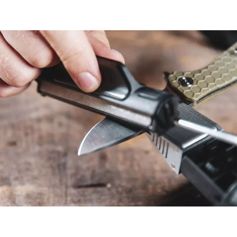 Caurvelkamais nažu asināmais Work Sharp Precision Adjust Elite 09DX066 — regulējams leņķis, dimanta akmeņi, ādas apdare, neilona korpuss