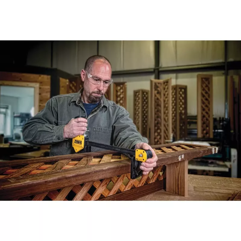 Skava DeWALT DWHT0-83186 1 gab.