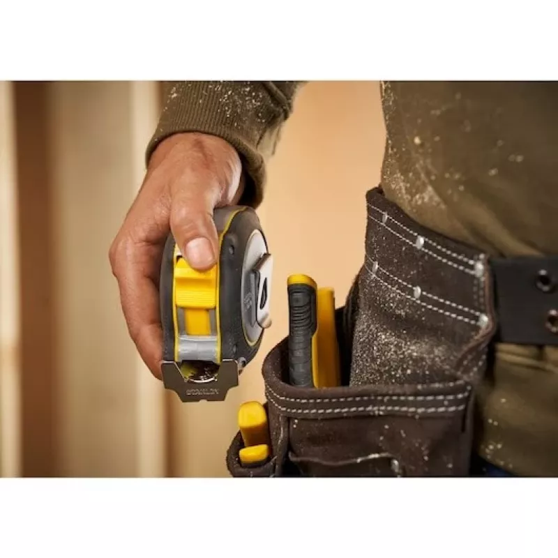 Mērlente Stanley FMHT38232-0 10 m, melna/dzeltena