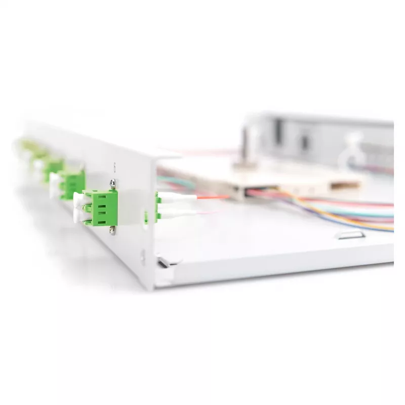 Optiskās šķiedras savienojumu kārba DIGITUS DN-96330/9APC 1U, aprīkota ar 6x LC-APC DX, OS2, polimērs/tērauds, gaiši pelēka